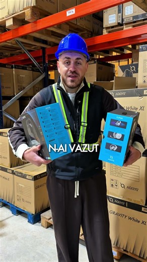 „Pârâciosul” n-a primit căști, dar tu poți! 😂