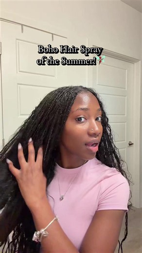 Boho Hair Spray: The Summer Essential