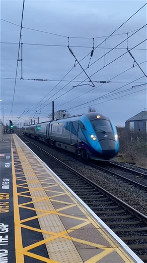 ‘802211’ Class 802/2 Nova 1 ‘TransPennine Express’ - Newcastle ( 13/02/26 ) #train #shorts