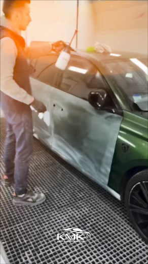 It’s finally here. BLACK FRIDAY at KMK Refinish! This is your chance to stock up on everything your body shop needs: ✨ High-gloss clear coats 💪 Reliable hardeners ⚡ Smooth putties 🎯 Durable primers From November 20–30, enjoy 30% OFF sitewide and get FREE SHIPPING when you shop directly at www.kmk-refinish.us. Made in Italy 🇮🇹. Shipped fast in the U.S. Pro quality without the middleman, only for a limited time! #KMKRefinishusa #ClearcoatKit #AutomotivePaint #CarRefinishing#KMKRefinishUSA #Now