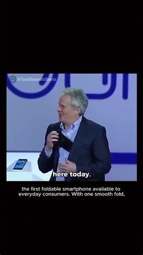 13 Years Ago, Samsung Shocked the World with the First Bendable Screen!