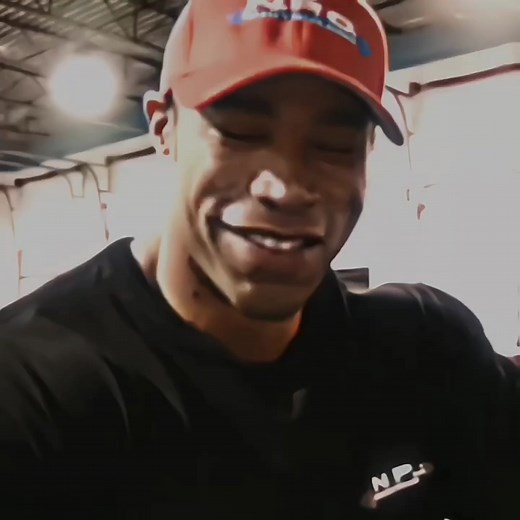 When you’re alone the best things happen to you”#gym #fyp #foryou #dedication #gymrat #gymbro #gymlifestyle #gymmotivation #gymrats #bodybuilder #gymlife #inspiration #bodybuilding #🗿 #gymedit #gymbros #edit #thegoat #marylandmusclemachine #uncrownedkings #kevinlevrone #kevinlevroneedit #mrolympia