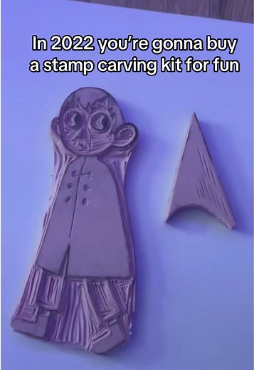 Exploring Linocut: A Beginner's Guide to Printmaking