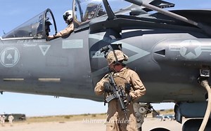 AV-8B海鹞地面整备，加油，起飞_哔哩哔哩_bilibili