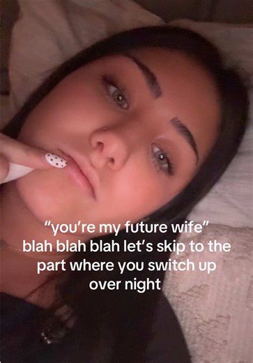 Navigating the Talking Stage in Relationships