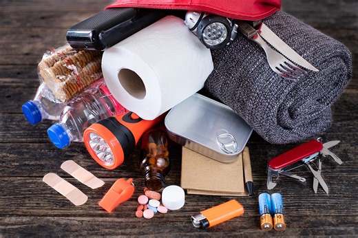 How to make a home emergency kit