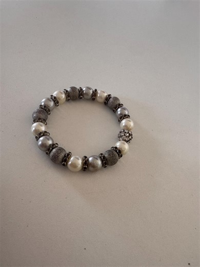 Grey Pearl Beaded Stretch Bracelet with Crystal Accent Bead
