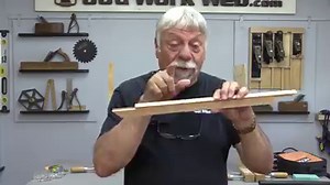 Easy tongue and groove inside measuring stick. More Woodworking Tips and Tricks - https://bit.ly/3gsv9Ip | WoodWorkWeb