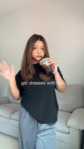 get dressed with me #ootd #tiktokfashion #outfit