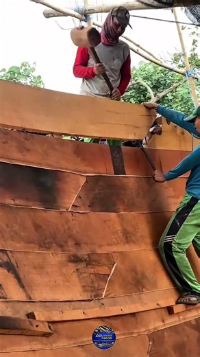 The Traditional Boat Building Trick Most People Have Never Seen!