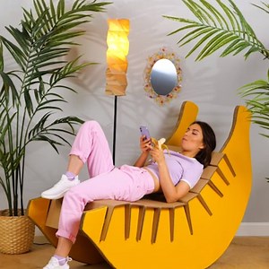 Cozy and unique DIY cardboard lounge chair! | 5-Minute MAGIC