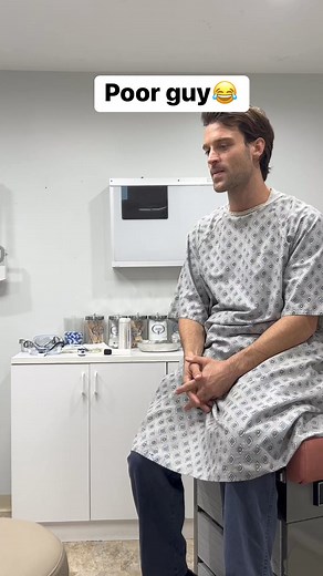 So awkward 😅 #funnyreels #comedyreels #toofunny #doctors #doctorsoffice #whoops | Drama Club: Backstage Pass