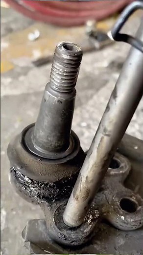 Professional Air Hammer for Precision Work #airhammer #pneumatictools #autorepair