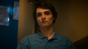 Why STRANGER THINGS Ends With David Bowie’s “Heroes” — GeekTyrant