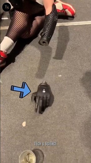 This Bionic Hand Moves Without a Body