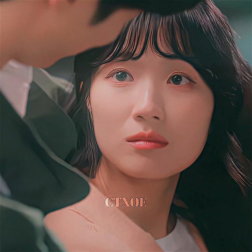 💞 Kissed the ballpoint pen 🥰 new kdrama lovely runner love story romantic Romance #lovelyrunner