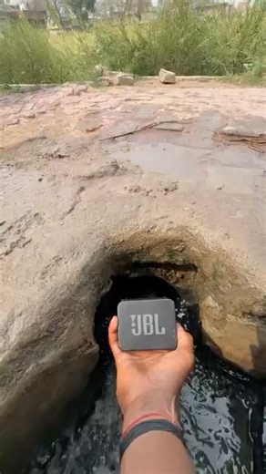 Jbl go speaker throw in water pipe for bass testing