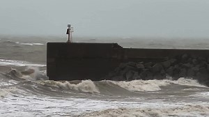 What a rainy morning in Hastings and St Leonards. Whatever you’re doing, stay dry and enjoy your day 🙂 | Hastings Observer
