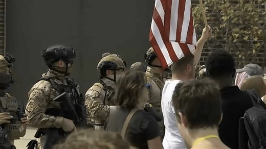 Chicago mayor signs order aimed at protecting protesters after response to recent ICE event