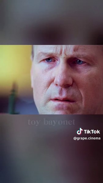 🧸 The Battle Between the Toy Soldiers and the Man | Toy Soldier