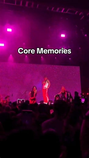 in honour of the Miss Possessive Tour starting today 🤩 pureee joyyy #tatemcrae #misspossessivetour