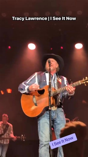 Tracy Lawrence performing “I See It Now” at Wild Horse Pass Arena back in December (via azwolf74) #tracylawrence | Country Chord