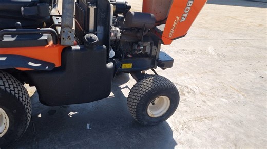 Kubota F3680