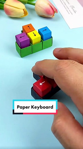Let's use colored paper to make a decompression keyboard button! It's too decompression! #handicraft #handmadeorigami #paperkeyboard #origami #origamieasy #fyp #Funorigami #paperfolding