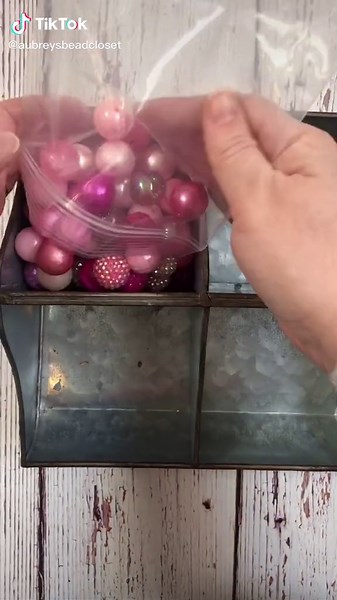COLOR Mixes! That sounds though... #abcbeadsupply #aubreysbeadcloset #beadtok #bubblegumbead #asmr