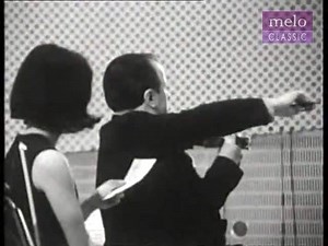 A most incredible violinist from the last century. We have released some rare German radio broadcast by Henryk Szeryng, see http://www.meloclassic.com/shop/henryk-szeryng/ and more will follow soon. Henryk Szeryng taught in this video from 1971 a masterclass in Berlin. Michel Schwalbé, the Polish-born violinist and for almost 30 years leader of the Berlin Philharmonic Orchestra, was in the audience but refused to enter the stage (9,36). Interesting insights. | Meloclassic