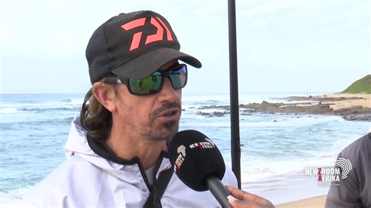 49K views · 356 reactions | Fishermen are hoping to capitalise on one of nature's epic migration spectacles where millions of sardines moving from the cold waters of Antarctica have attracted tourists and fishermen for what is known as the sardine run in Durban. Newzroom Afrikas Silethiwe Ndlovu has more. Watch: tinyurl.com/wtuhaarb #Newzroom405 | Newzroom Afrika | Facebook