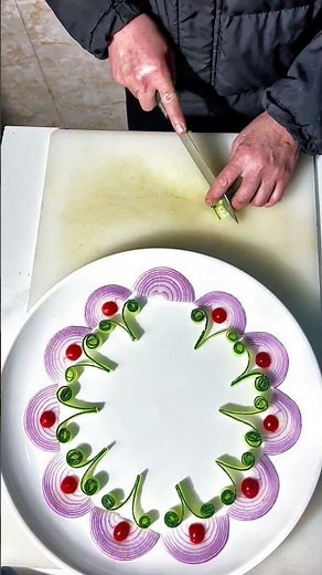 Simple and easy plate decoration tutorial #fruit and vegetable shape #plate skills