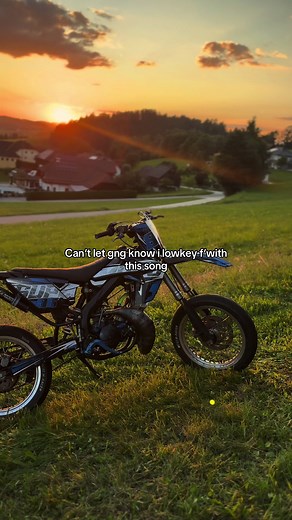 Radiohead>>>#fy #sunset #radiohead #fakeplastictrees #music