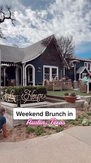 Austin Brunch Spots. One if my faves. #atxlife #austinfood #austinbrunch #visitaustin #austinrestaurants #austintexasthings #austintexas #atxfoodie #texastiktok #sxsw2023 #visitaustin