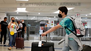 U.S. to lift travel restrictions on fully vaccinated foreigners in November