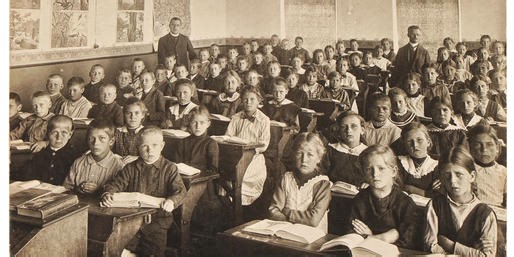 Can You Pass This Grade School History Quiz?