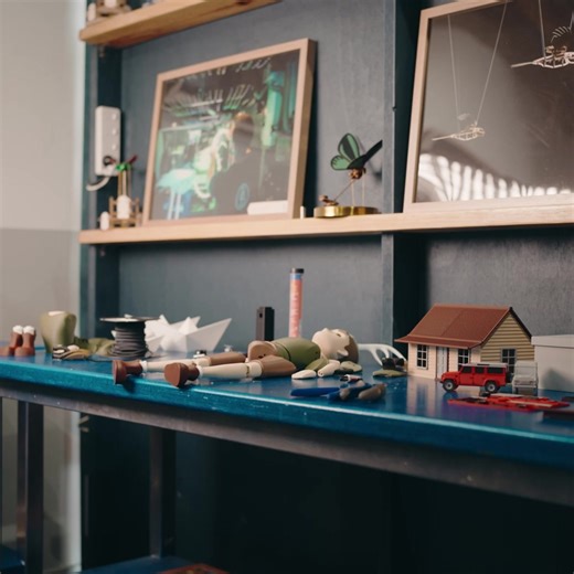 Ever wondered how a puppet show comes together? Pull back the curtain on The Riddle of Washpool Gully with Dead Puppet Society's David Morton. Step into a miniature world when the show opens at The Art House this February. 📅 Fri 20 Feb 10AM and 12:30PM 🎟️The Riddle of Washpool Gully | The Art House