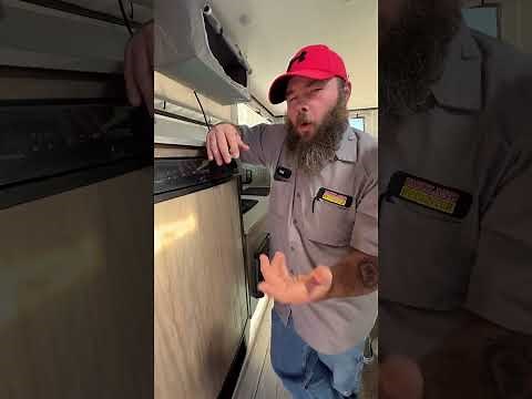 Virtual Walkthrough of the 2022 Palomino Real-Lite SS-1608 Truck Camper at Parkland RV Center