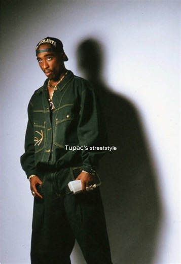 Tupac Shakur: Iconic 90s Street Fashion