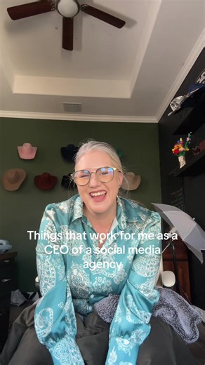 Let’s tell the truth over here in the comments drop a picture of what you wear during an online work meeting. Are we even turning on our cameras anymore? #TheSocialMaverick #BrandStrategy #ceothings #SmallBusinessMarketing #BehindTheScenesContent