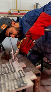 ✨ Découvrez la maîtrise du soudage MIG Aluminium avec Natech Training ! ✨En tant que centre de formation spécialisé, nous vous offrons l’opportunité d’apprendre cette technique unique, qui allie précision 🔧 et esthétisme 🎨. L’aluminium, avec toute sa valeur 💎, mérite une expertise de pointe. Grâce à nos formations adaptées, vous apprendrez à en tirer le meilleur potentiel 🚀.🎥 Découvrez dans cette vidéo le soudage MIG Aluminium en action, tel qu'il est, sans aucun montage, pour une expérienc