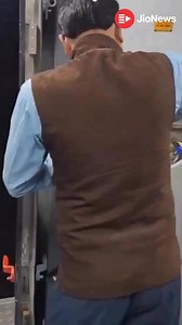 3.5K views · 14 reactions | A shocking video of an IRCTC staffer...