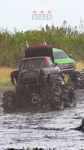 Ford Ranger Mega Truck Hood Fly's Up! #megatruck #mudding #mud Rj Soto | Moto Doggo