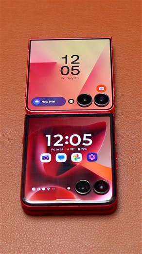 Moto Razr 60 Ultra Cover Display vs Galaxy Z Flip 7