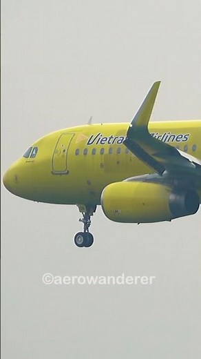 VIETRAVEL A320-200 landing at Ho Chi Minh City Airport #shorts #aviation #vietravel #a320 #landing