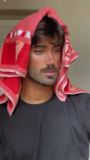 pfff what is she talking about ? | Merayad