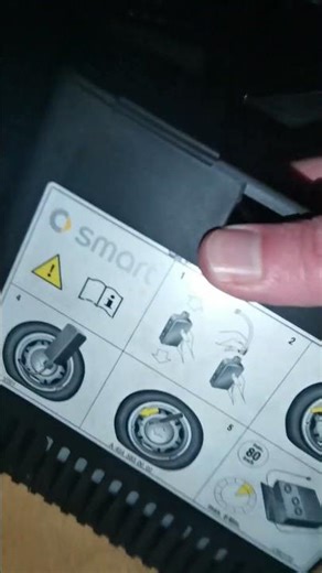 Je découvre quelque chose sur ma Smart Roadster Brabus Coupé