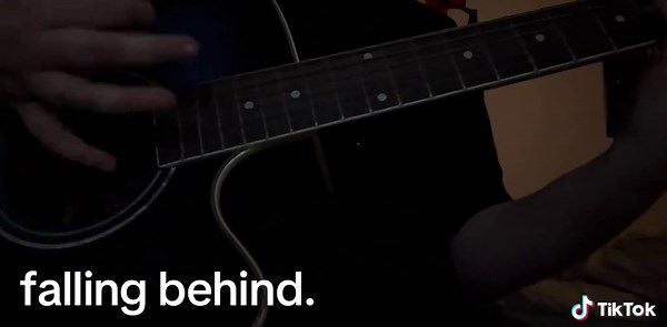 Falling Behind Cover by Laufey on Guitar