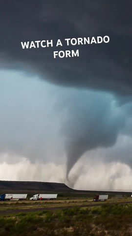 Let’s Watch How a Tornado Forms!