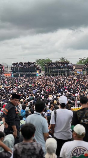 Phoenix vs Java Pasifik: Sumbersewu Sound Battle